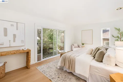 $749,000 | 6558 Lucas Avenue, Unit 202, Oakland, CA 94611