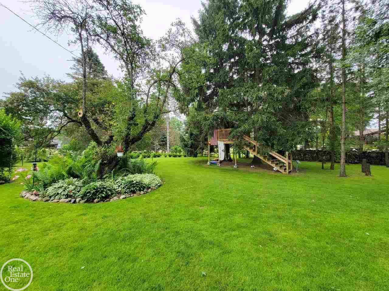 2594 Palms Road Columbus, MI 48063 - Photo 44 of 53 50082898-43.JPG