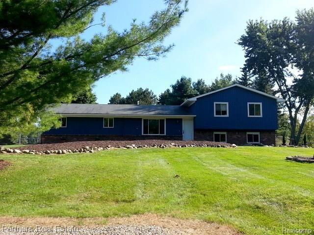 563 West Barron Road Howell, MI 48855 - Photo 33 of 35 38-563 W Barron 1.