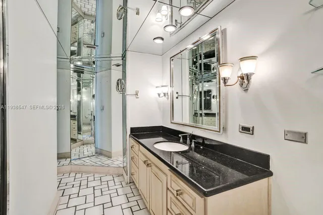 $1,190,000 | 5660 Collins Avenue, Unit 11E, Miami Beach, FL 33140