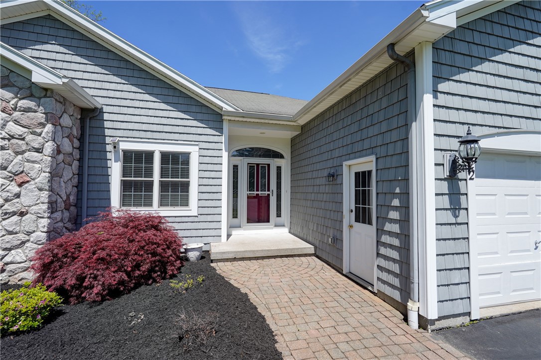 472 Vosburg Road Webster, NY 14580 - Photo 5 of 50