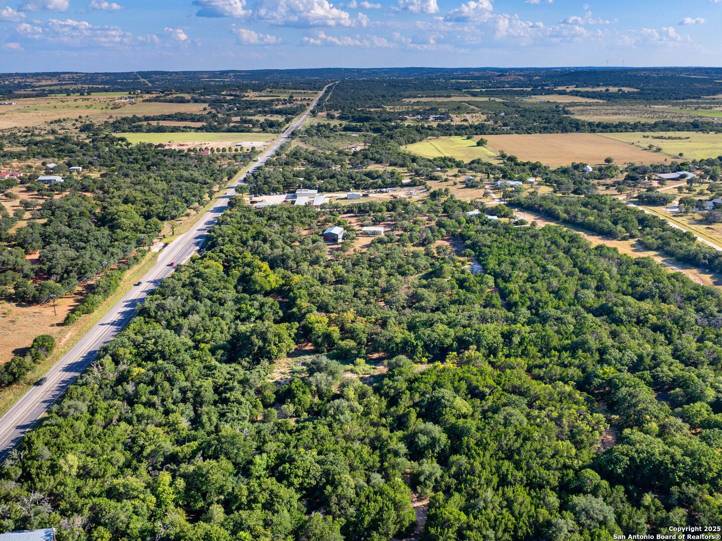 110 Moellering Road Fredericksburg, TX 78624 - Photo 6 of 20 a view of a city with ocean