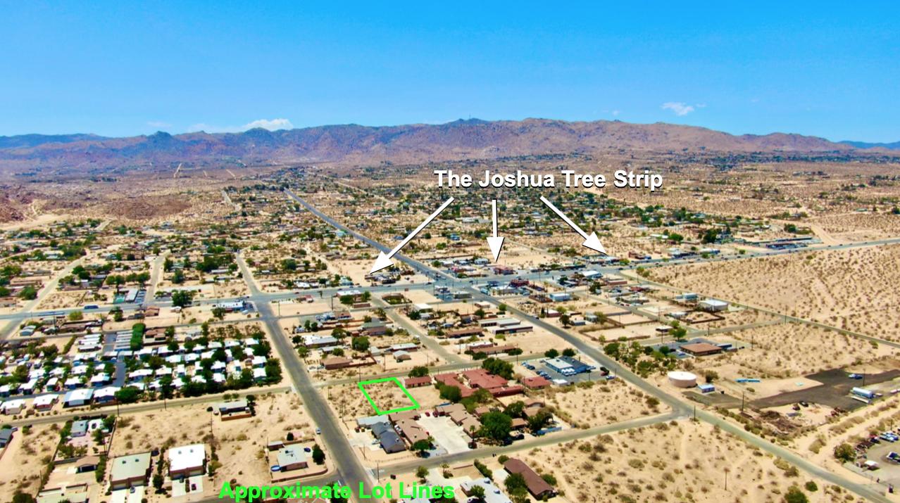 210 Chollita Road Joshua Tree, CA 92252 - Photo 2 of 32 view of city and mountain