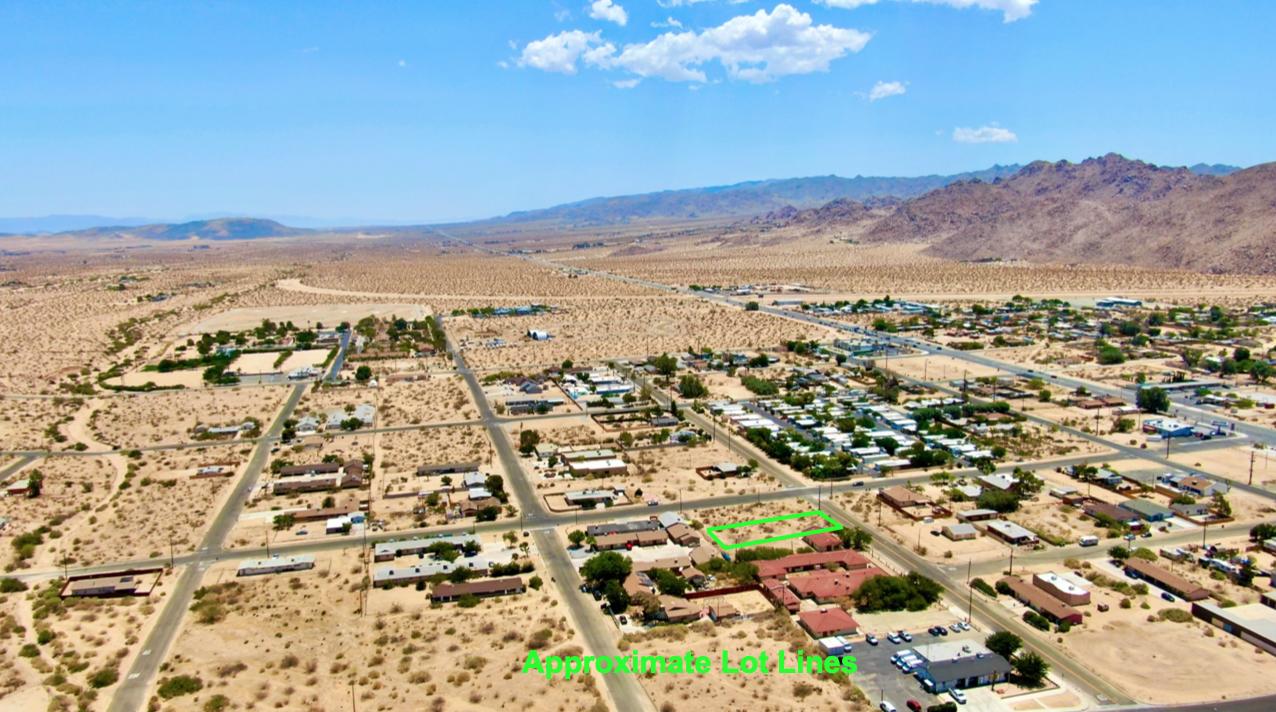 210 Chollita Road Joshua Tree, CA 92252 - Photo 3 of 32 view of city and mountain