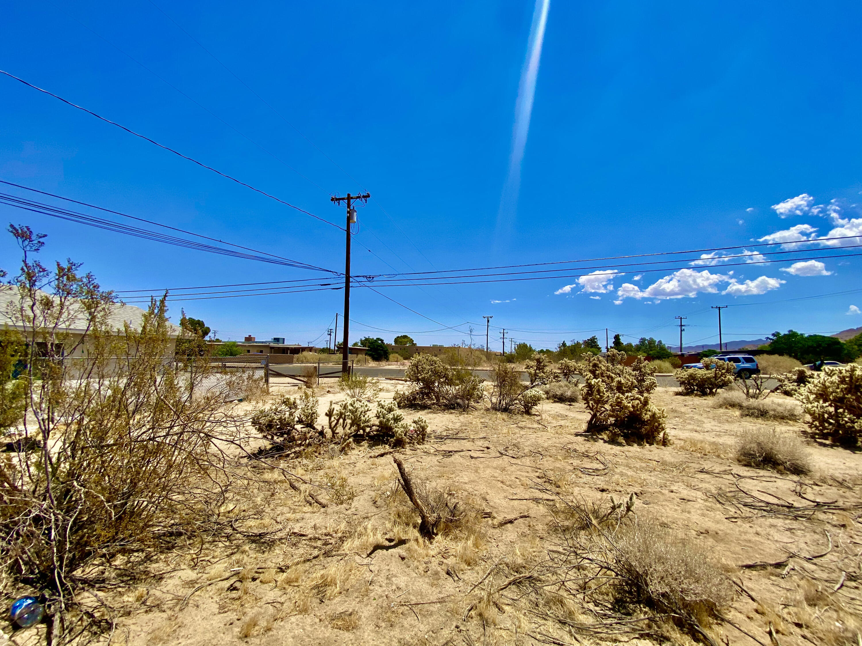 210 Chollita Road Joshua Tree, CA 92252 - Photo 23 of 32 a view of a building