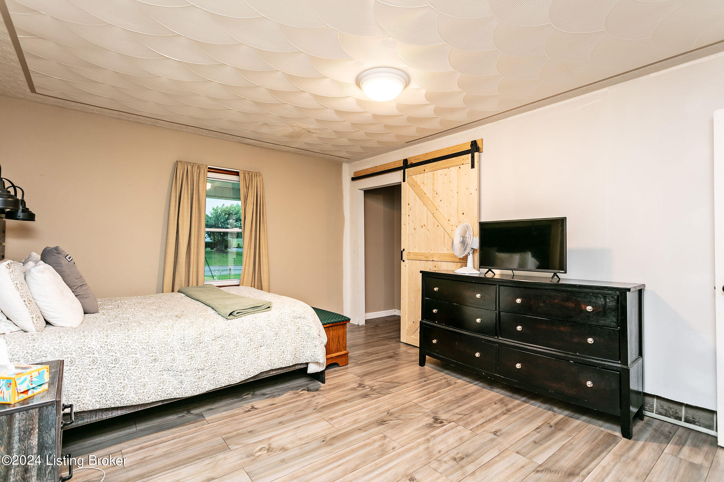 8424 Loretto Road Loretto, KY 40037 - Photo 5 of 10 8424LorettoRd-17