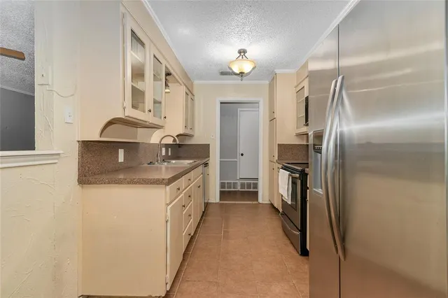 $2,100 | 1602 Spring Branch Drive, Cleburne, TX 76033