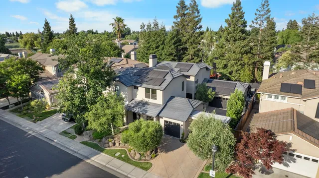 $999,999 | 6243 Riverbank Circle, Stockton, CA 95219