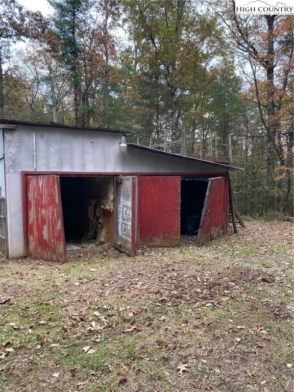 652 Brooks Road Glade Valley, NC 28627 - Photo 12 of 17 Gallery Image 12