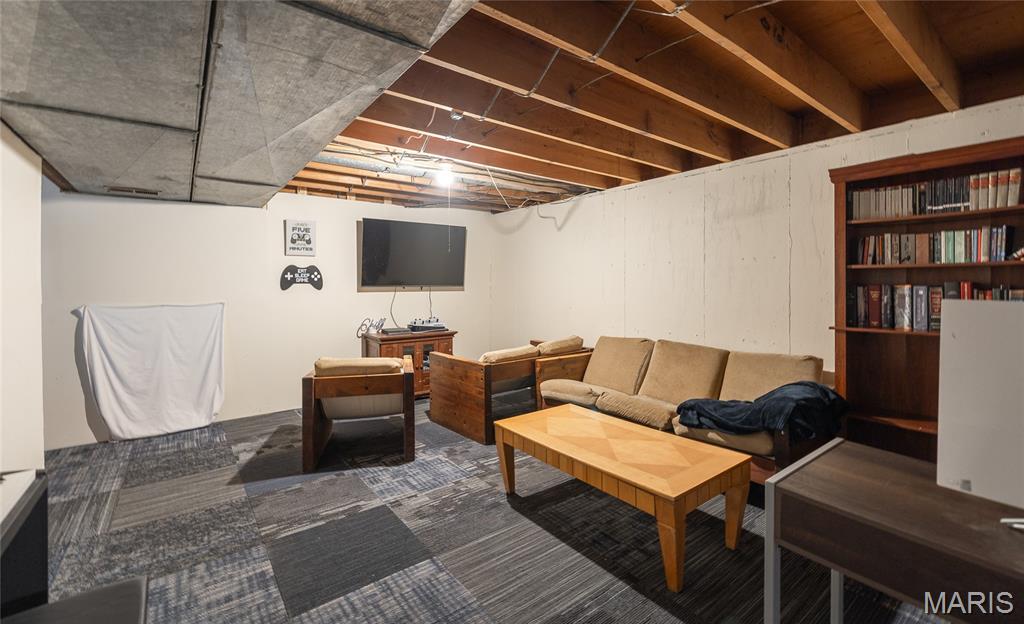 38 Johnson Drive Rolla, MO 65401 - Photo 27 of 33