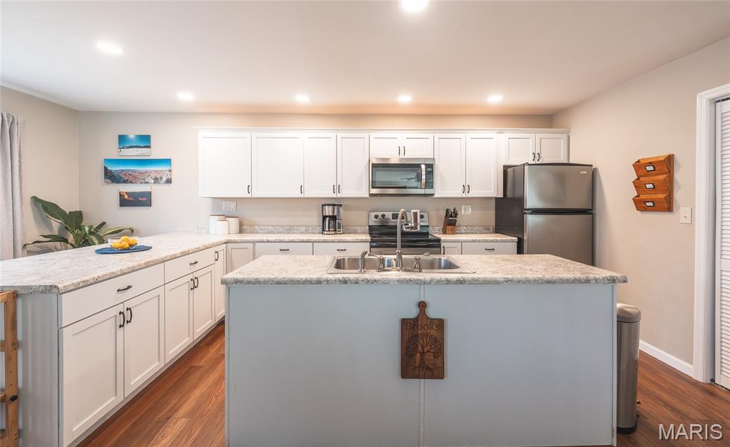 38 Johnson Drive Rolla, MO 65401 - Photo 4 of 33