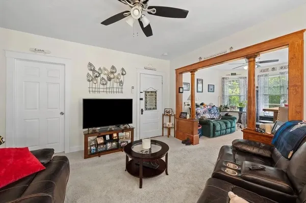 $2,250 | 97 Courtland Street, Unit 3, Worcester, MA 01602
