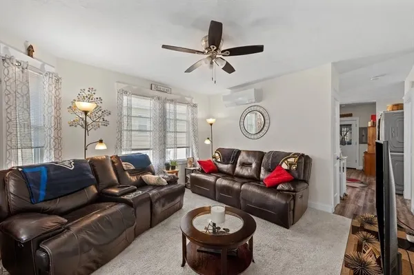$2,250 | 97 Courtland Street, Unit 3, Worcester, MA 01602