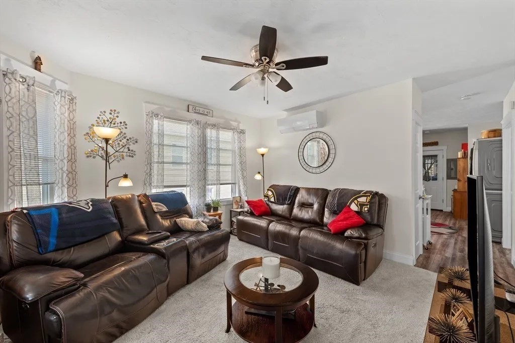 97 Courtland Street, Unit 3 Worcester, MA 01602 - Photo 2 of 12