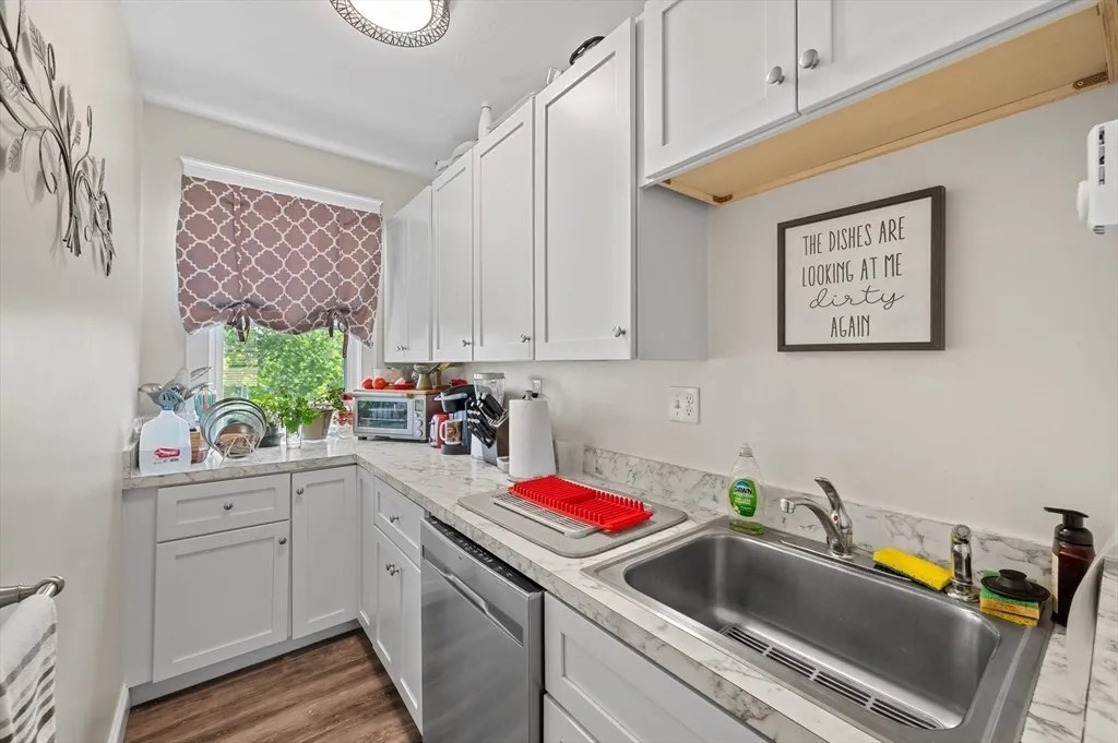 97 Courtland Street, Unit 3 Worcester, MA 01602 - Photo 7 of 12