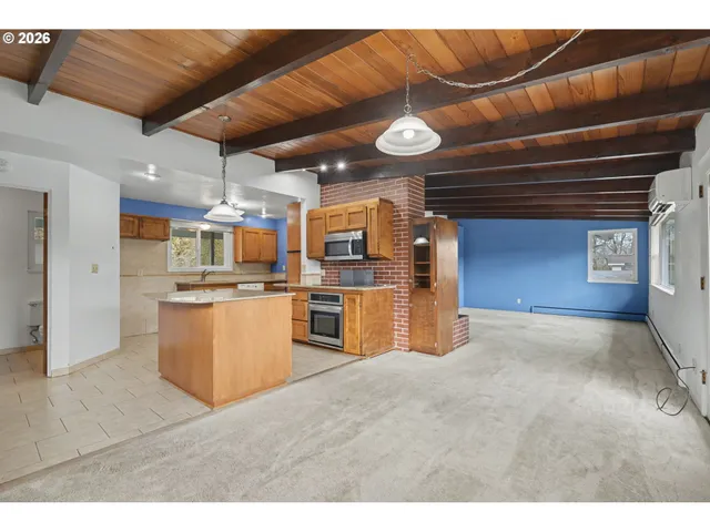 $749,000 | 3855 Ferry Street, Eugene, OR 97405