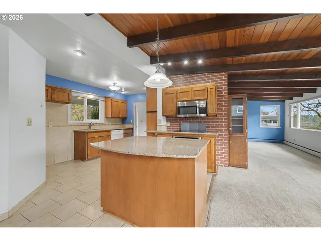 $749,000 | 3855 Ferry Street, Eugene, OR 97405