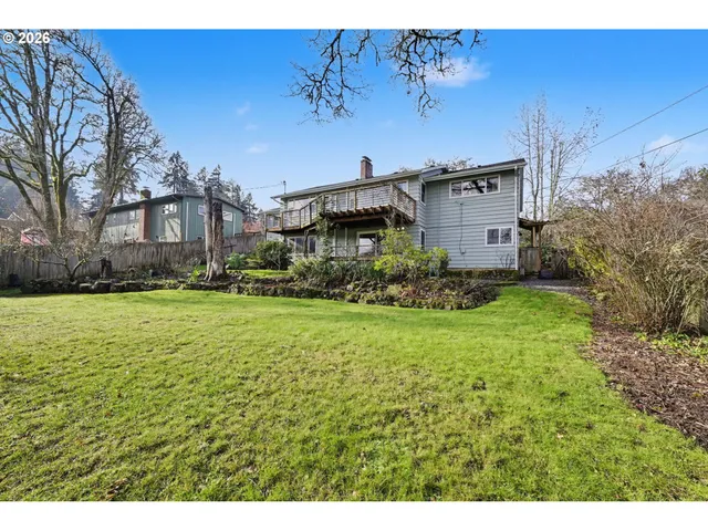 $749,000 | 3855 Ferry Street, Eugene, OR 97405