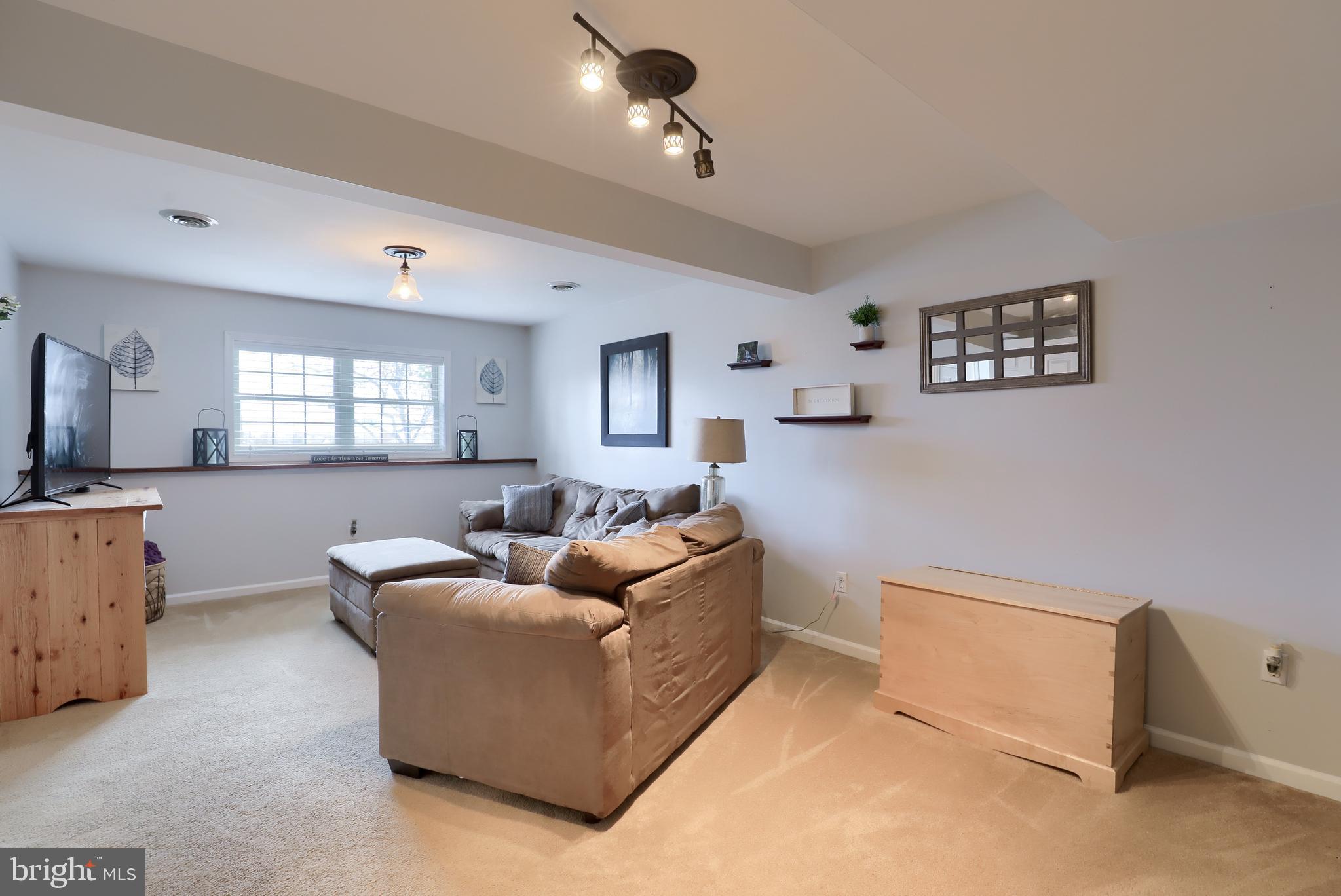 2680 Gora Road North York, PA 17404 - Photo 19 of 38 Gallery Image 19