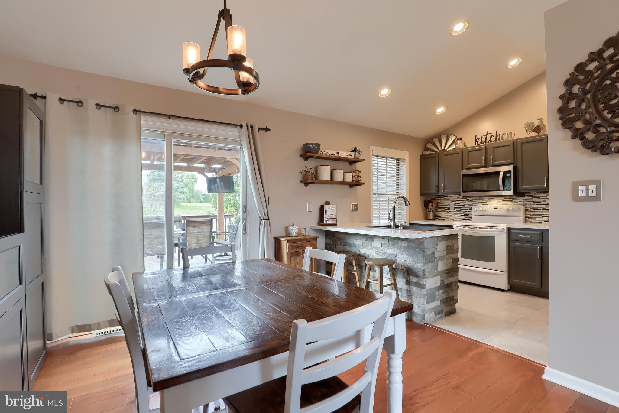 2680 Gora Road North York, PA 17404 - Photo 7 of 38 Gallery Image 7