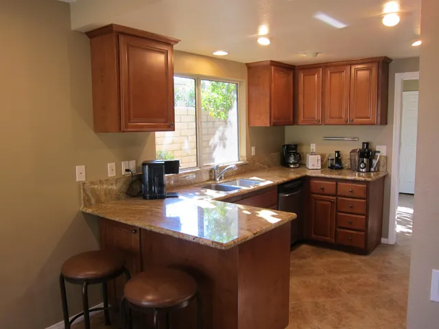 $6,500 | 40556 Clover Lane, Palm Desert, CA 92260