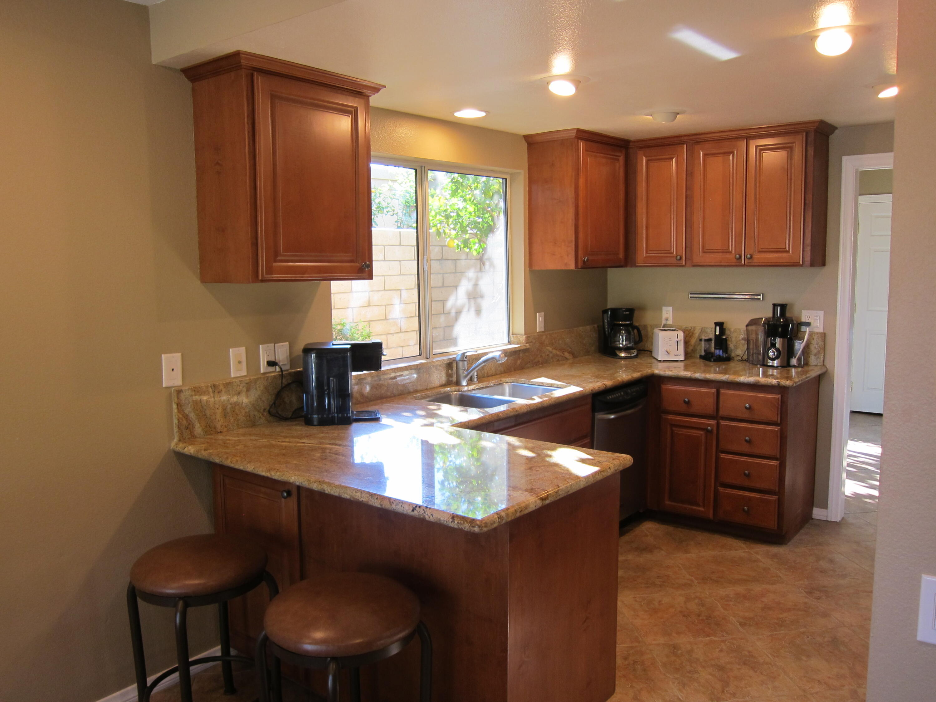 40556 Clover Lane Palm Desert, CA 92260 - Photo 13 of 40 IMG_4928