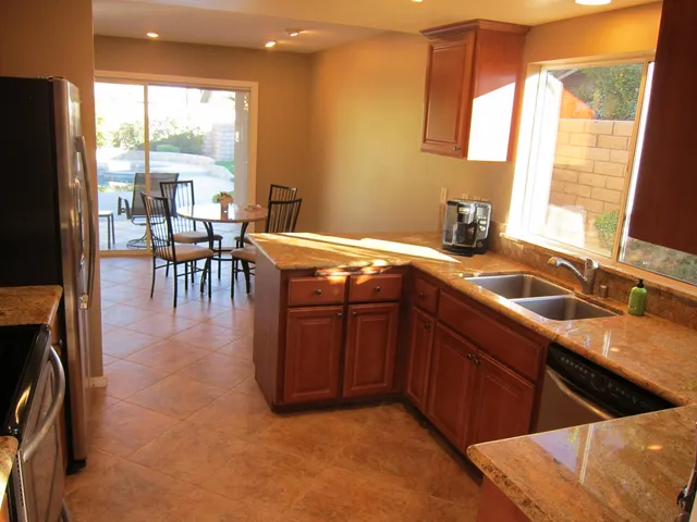 $6,500 | 40556 Clover Lane, Palm Desert, CA 92260