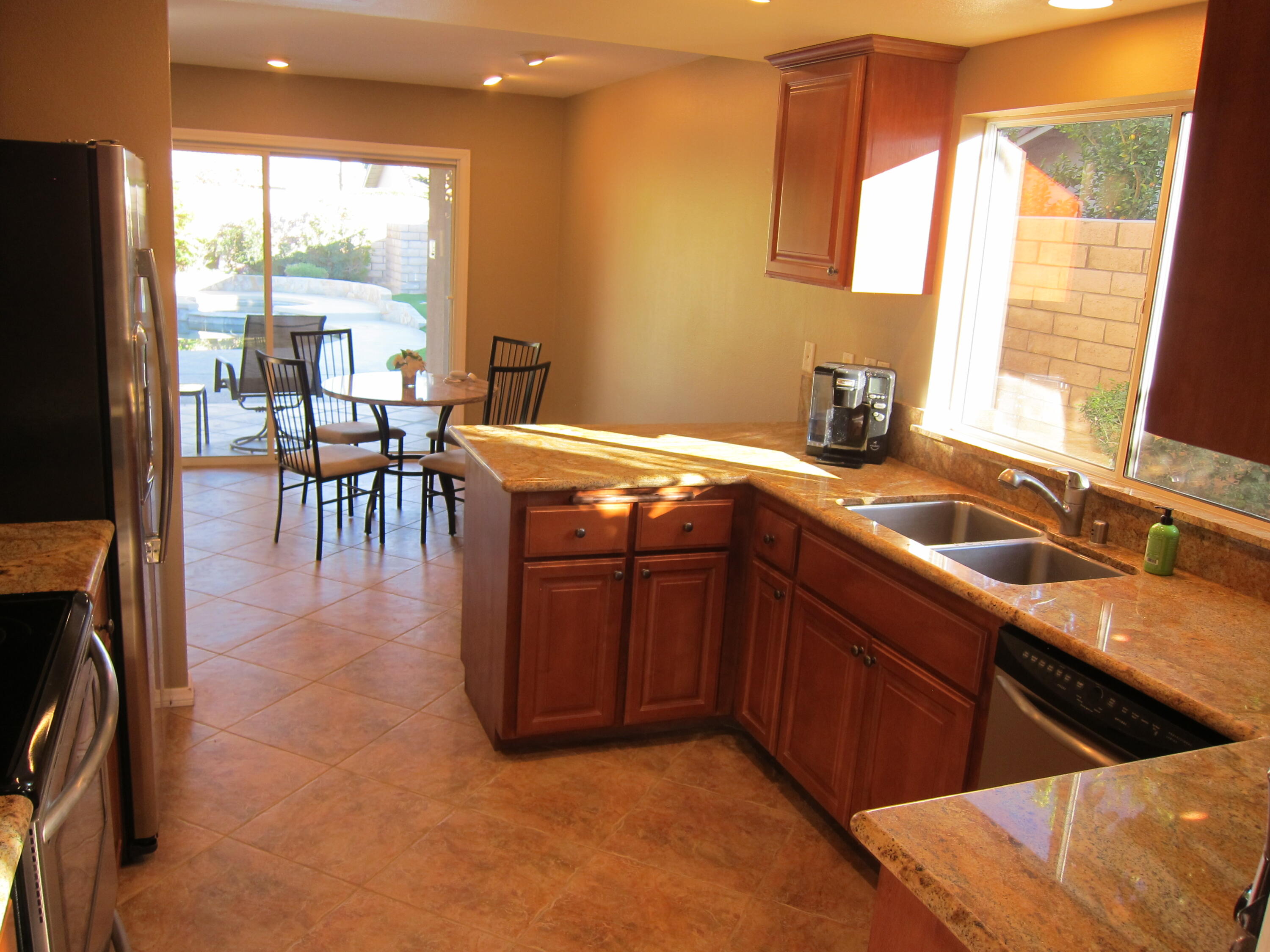 40556 Clover Lane Palm Desert, CA 92260 - Photo 14 of 40 IMG_4990