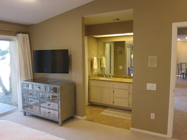 $4,200 | 40556 Clover Lane, Palm Desert, CA 92260