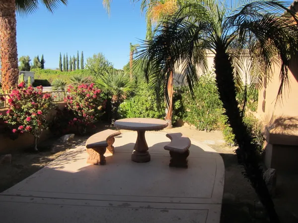 $4,200 | 40556 Clover Lane, Palm Desert, CA 92260