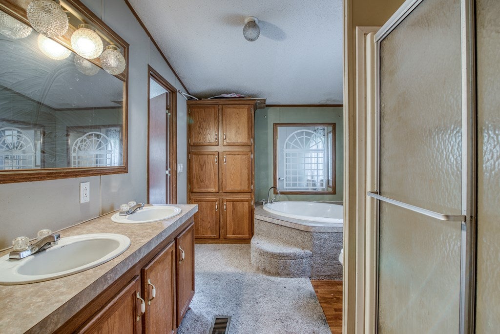 955 Grubmore Road Marion, VA 24354 - Photo 11 of 24 Gallery Image 11