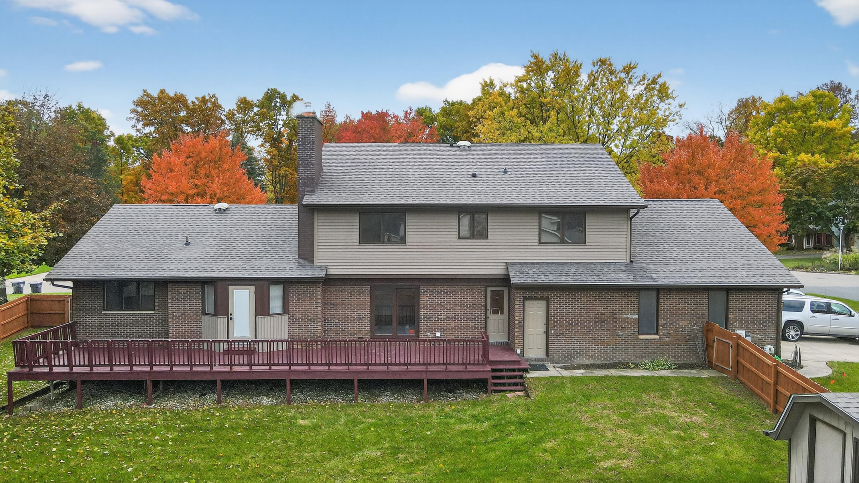 5456 Stoney Brook Road Kalamazoo, MI 49009 - Photo 5 of 43 04_5456_Stoney_Brook_Rd_Kalamazoo_MI_490