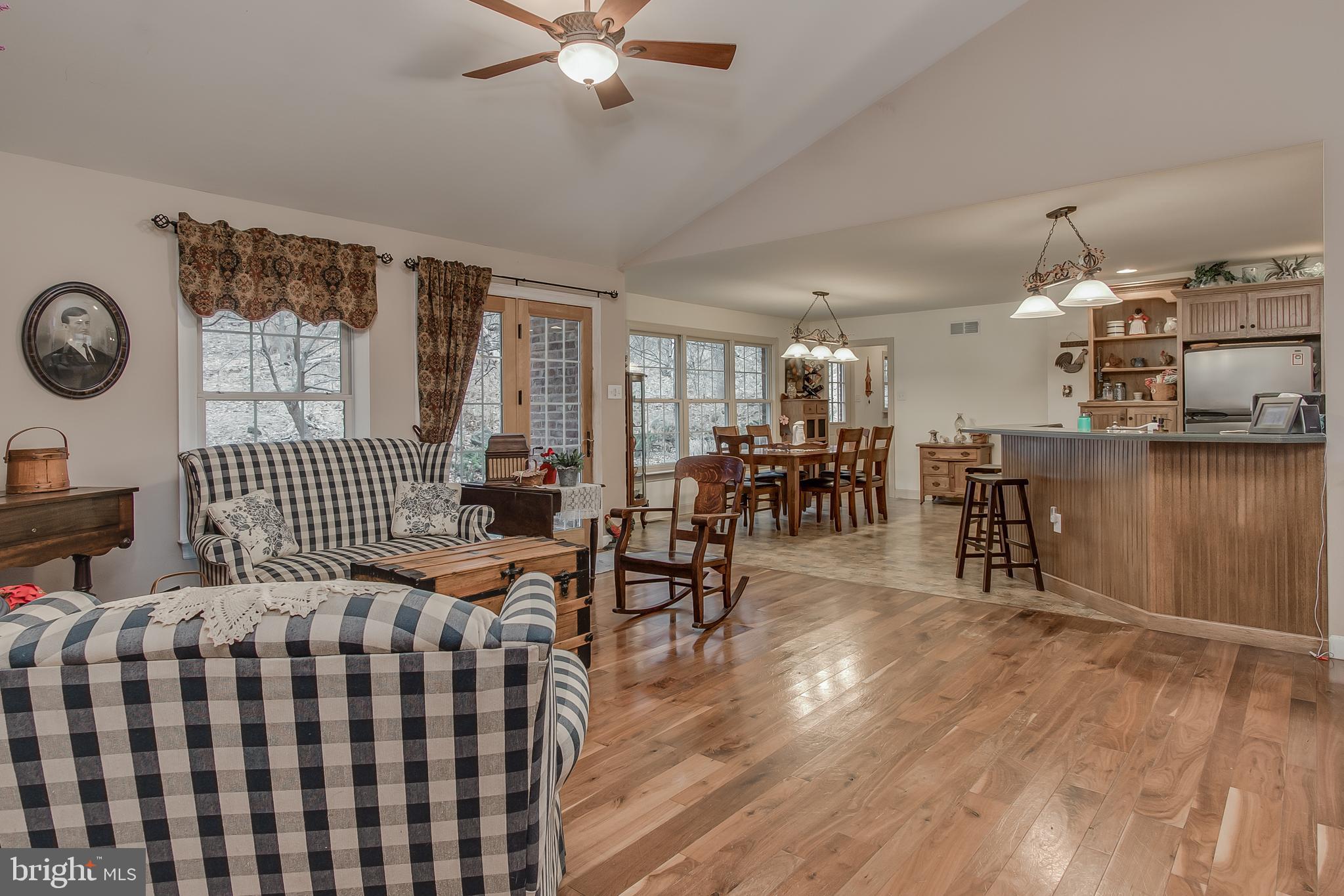 6524 Zittlestown Road Boonsboro, MD 21713 - Photo 10 of 45