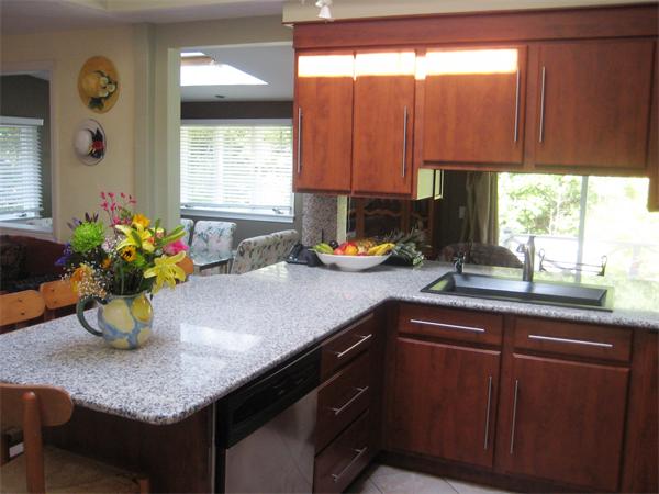 1825 Bay Road Sharon, MA 02067 - Photo 4 of 20