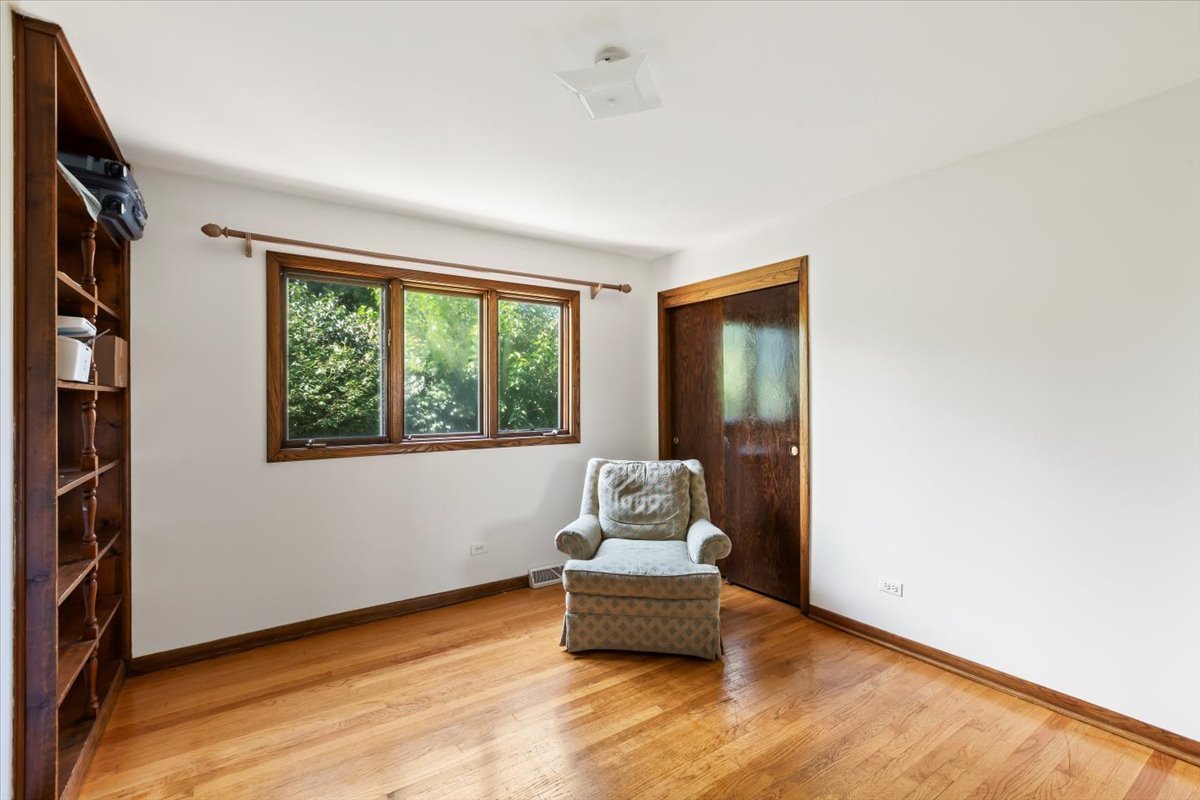 6917 97th Place Chicago Ridge, IL 60415 - Photo 12 of 21 Gallery Image 12