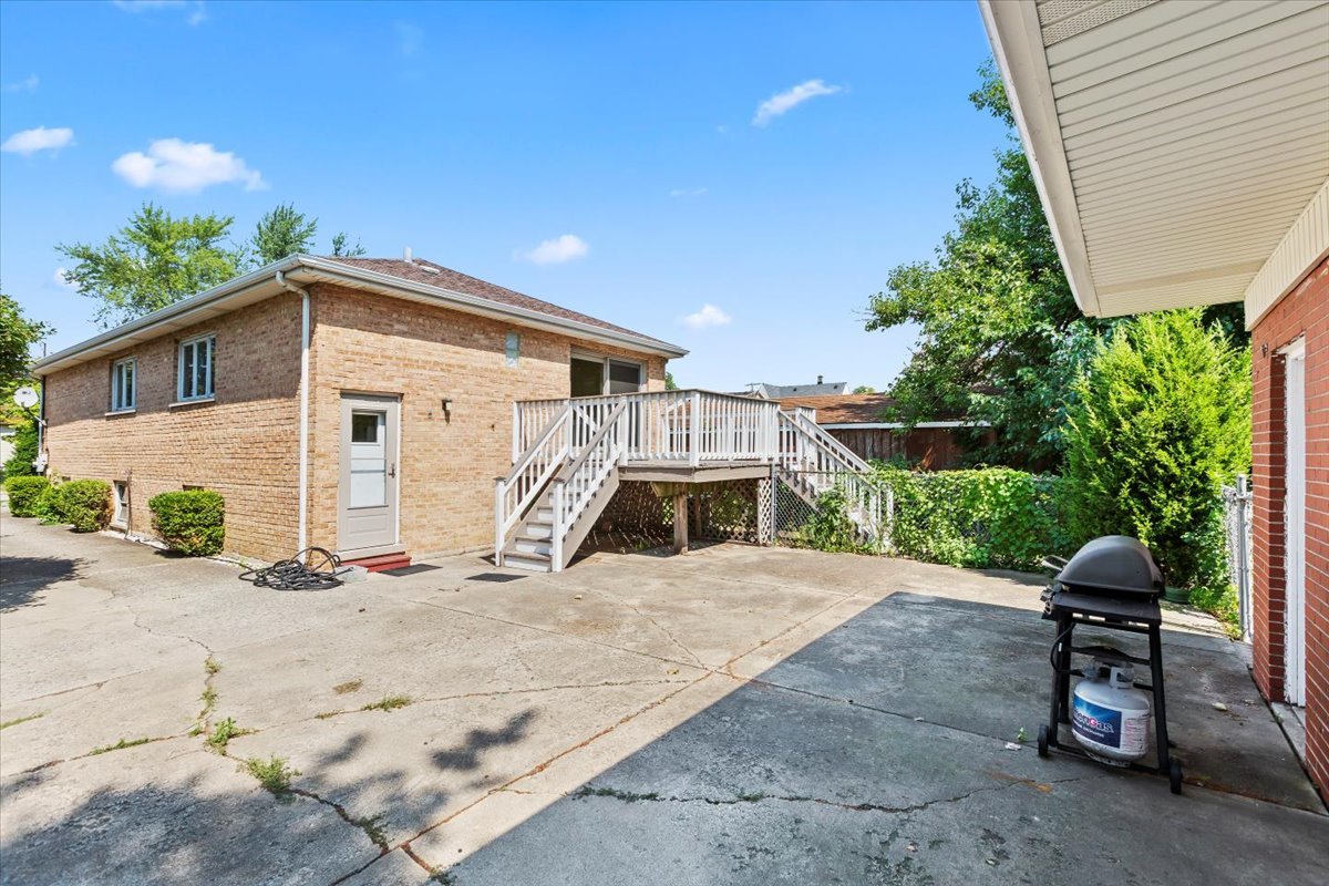 6917 97th Place Chicago Ridge, IL 60415 - Photo 20 of 21 Gallery Image 20