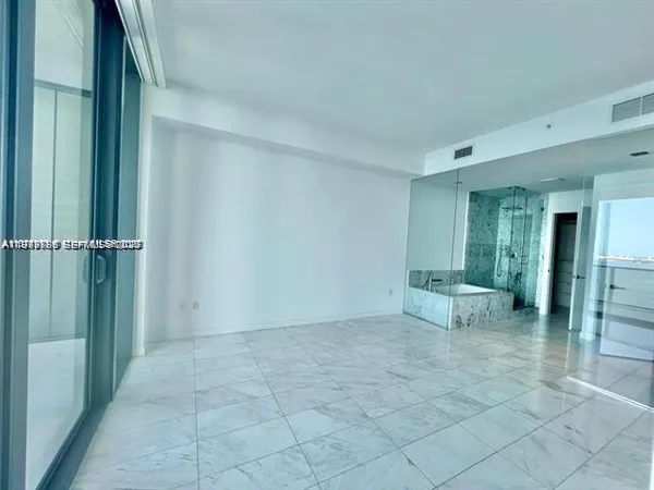 $4,700 | 480 Northeast 31st Street, Unit 902, Miami, FL 33137