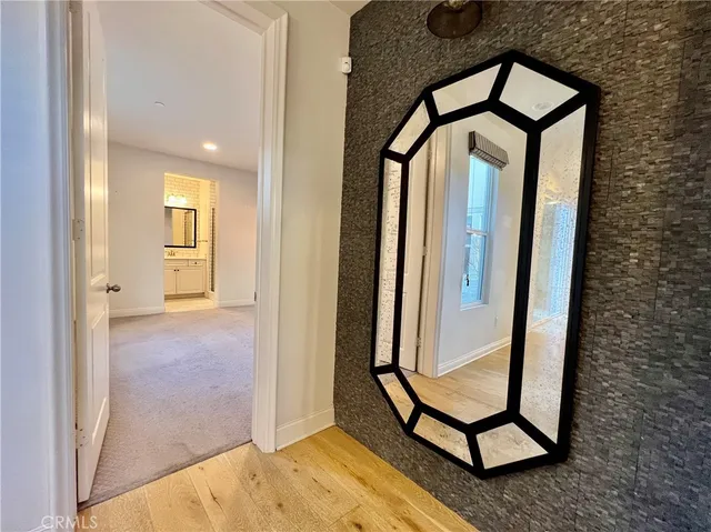 a view of empty room with windows