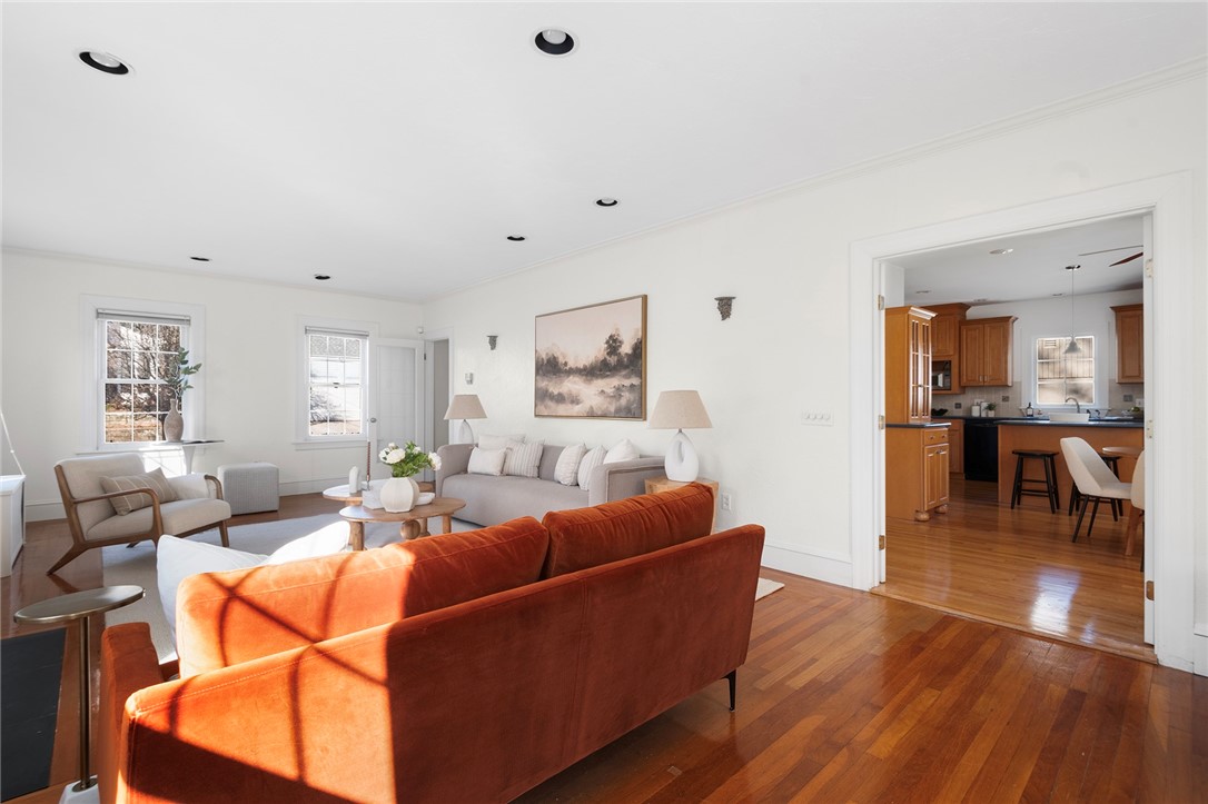41 Stadium Road Providence, RI 02906 - Photo 11 of 42