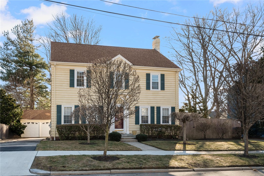 41 Stadium Road Providence, RI 02906 - Photo 2 of 42