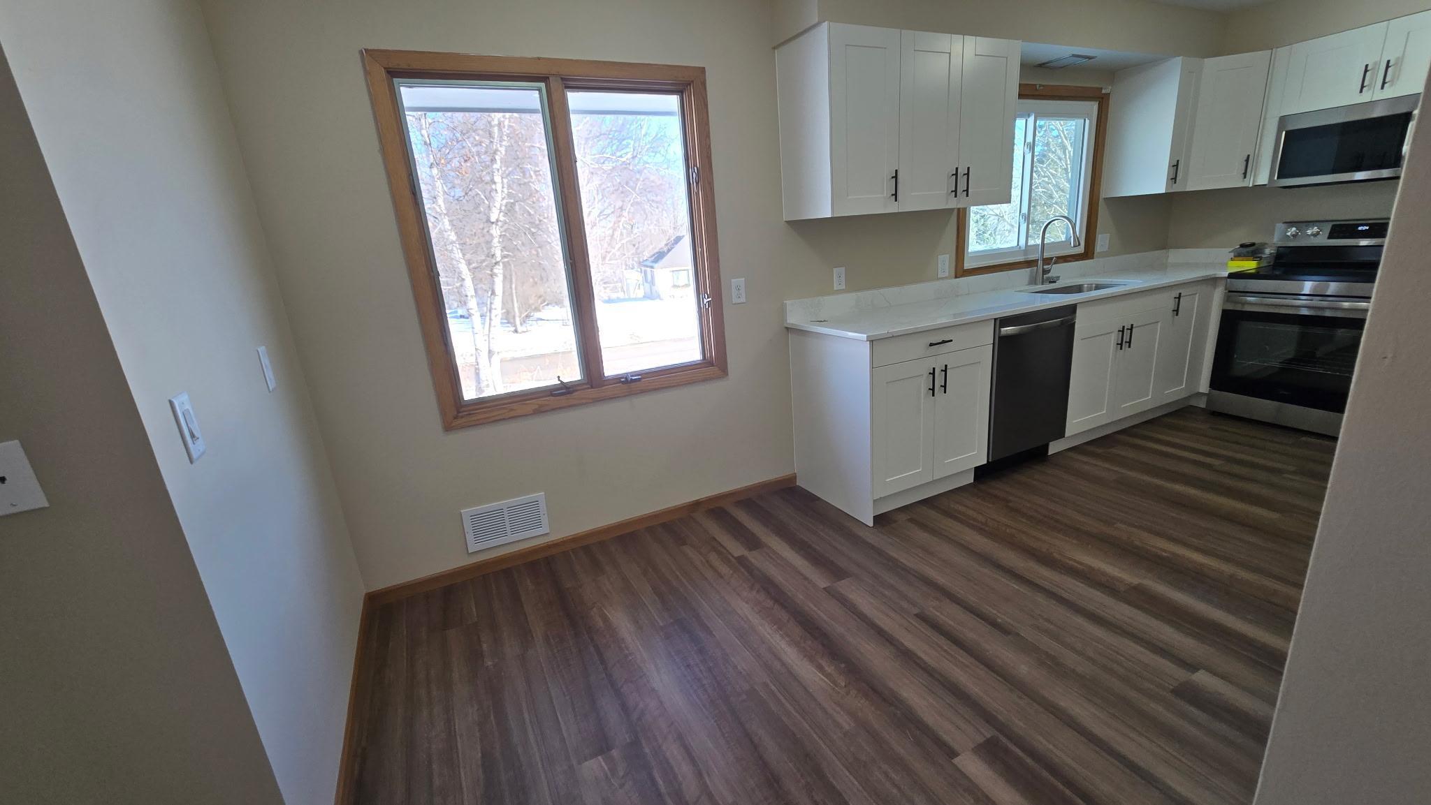 321 Buffalo Street Delano, MN 55328 - Photo 3 of 5