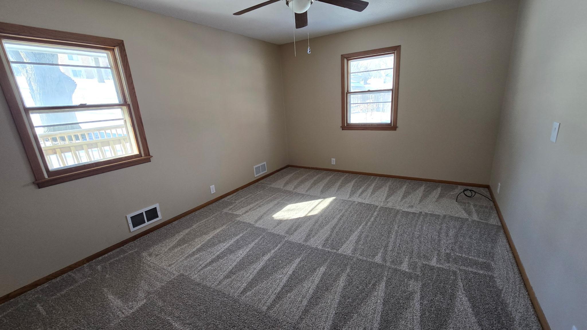 321 Buffalo Street Delano, MN 55328 - Photo 4 of 5