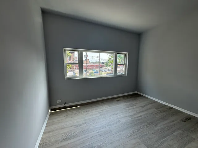 $485,000 | 7847 South Bennett Avenue, Chicago, IL 60649