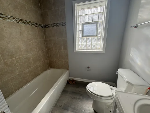 $485,000 | 7847 South Bennett Avenue, Chicago, IL 60649