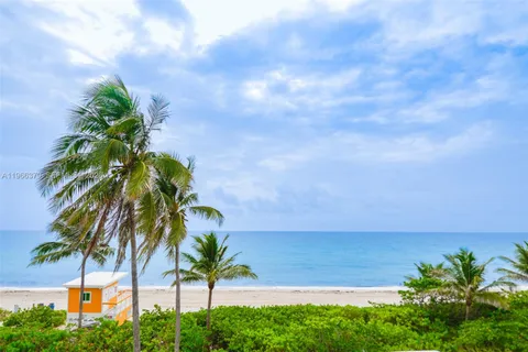 $699,000 | 1950 South Ocean Drive, Unit 3P, Hallandale Beach, FL 33009