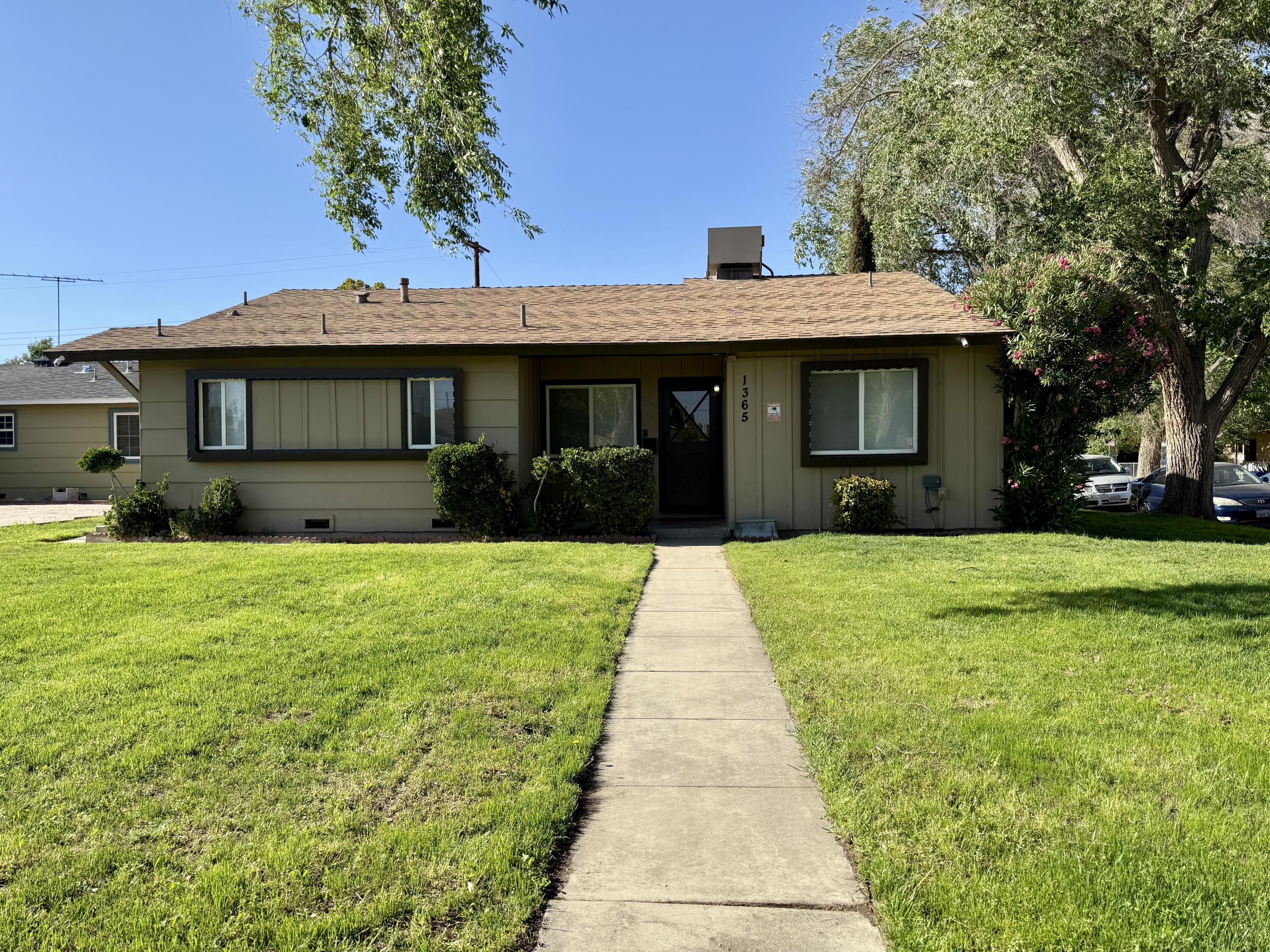 1365 Jenner Street Lancaster, CA 93534 - Photo 7 of 44 Front yard #4
