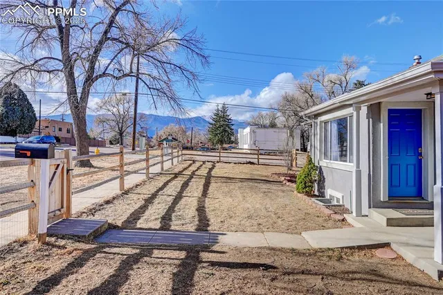 $375,000 | 1220 East Bijou Street, Colorado Springs, CO 80909