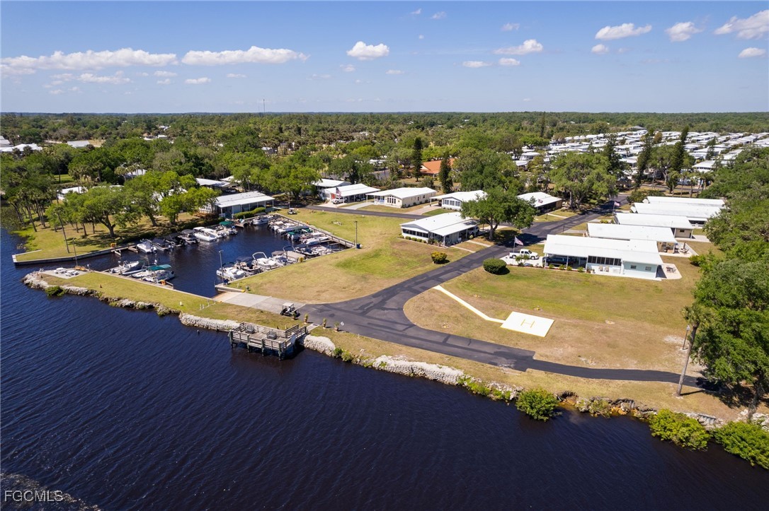 15 Ilex Street Alva, FL 33920 - Photo 4 of 43 a view of a ocean with city view
