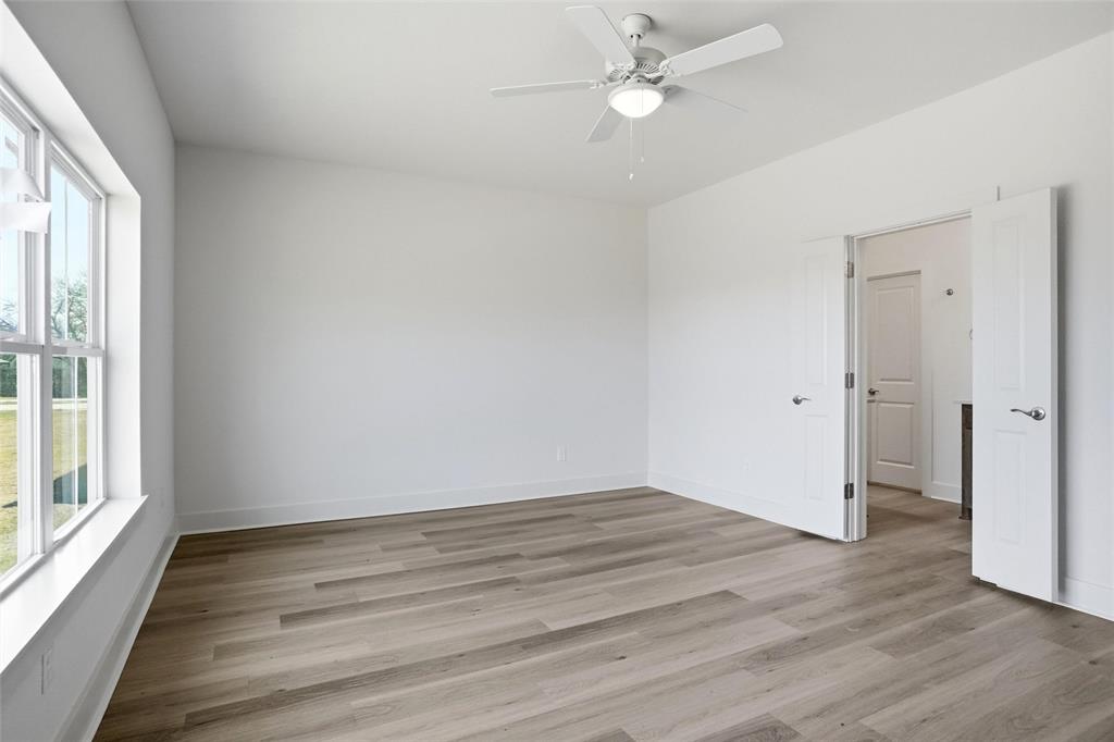 307 Railroad Avenue Sanger, TX 76266 - Photo 14 of 25