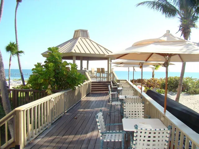 $11,500 | 1121 Crandon Boulevard, Unit D702, Key Biscayne, FL 33149